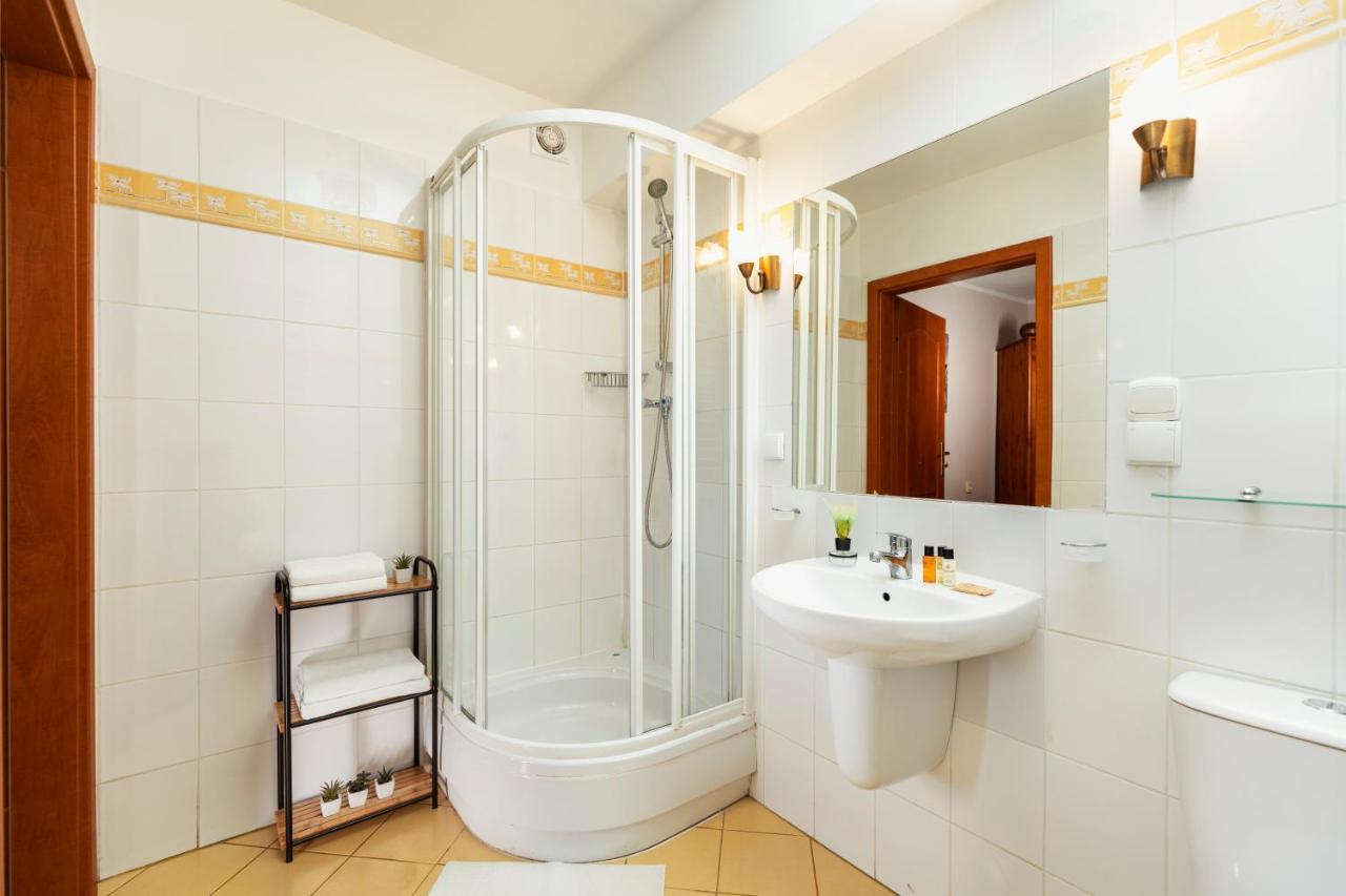 פוזנן Villa Toscania-Check In 24H מראה חיצוני תמונה