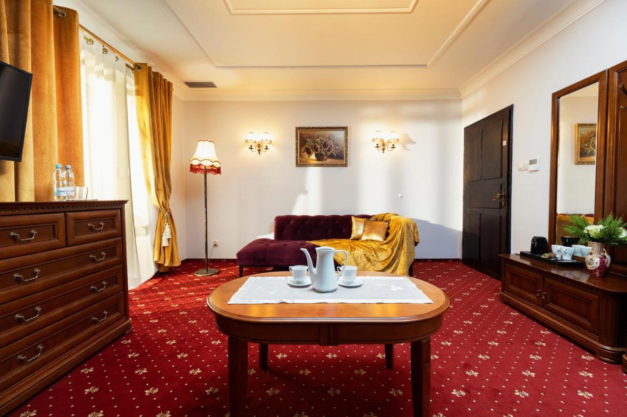 פוזנן Villa Toscania-Check In 24H מראה חיצוני תמונה