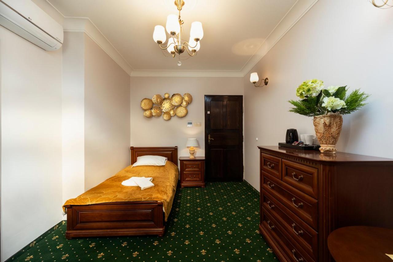 פוזנן Villa Toscania-Check In 24H מראה חיצוני תמונה