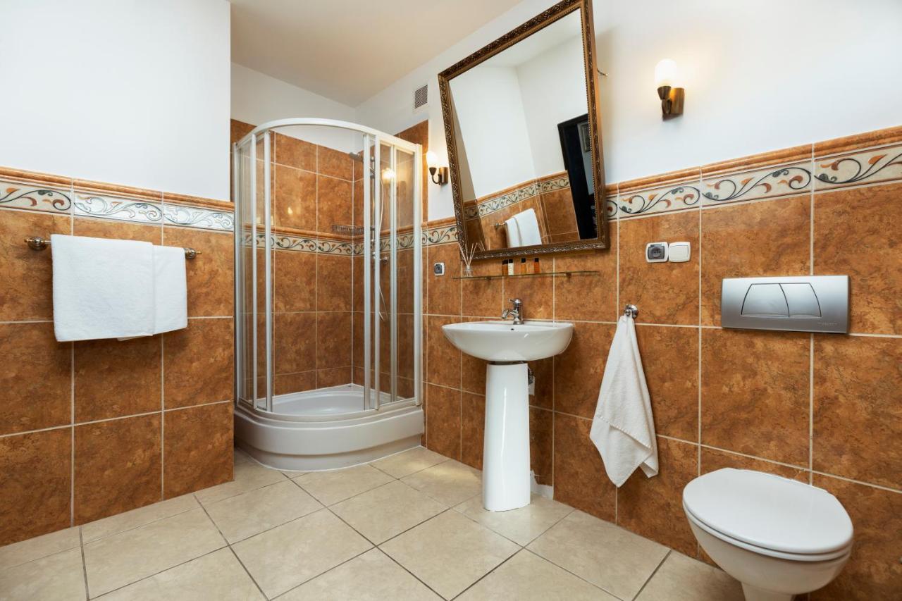 פוזנן Villa Toscania-Check In 24H מראה חיצוני תמונה